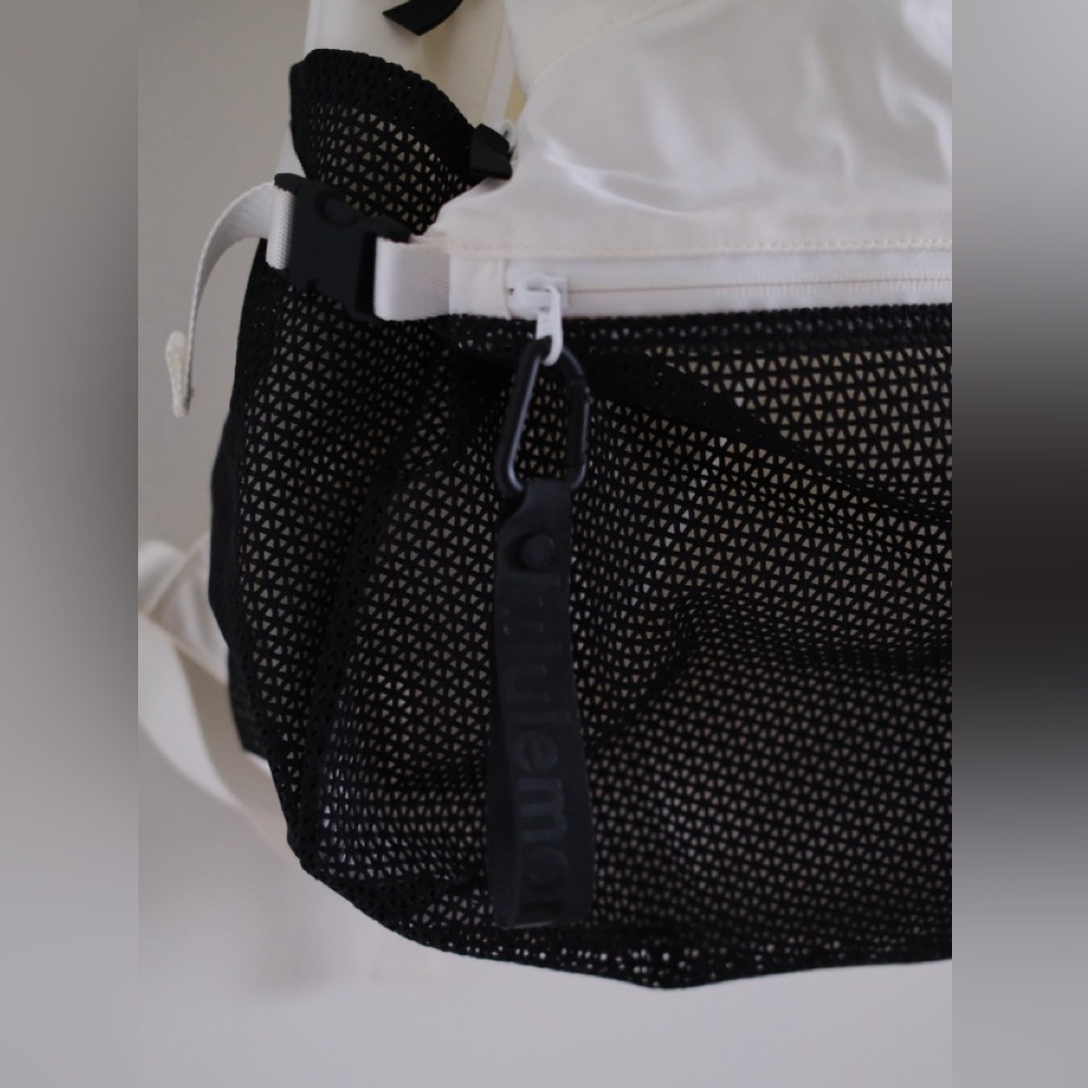 Lululemon Backpack - Picture 2 of 5